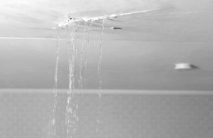 Q&A: Water through a flats ceiling - who pays? 1 leak-through-ceiling